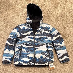 NWT Reversable fleece inside The North Face Jacket with removable hood